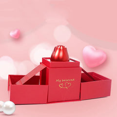 قلادة على شكل قلب