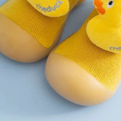 أحذية مشي للأطفال الصغار بنعل ناعم للأولاد والبنات