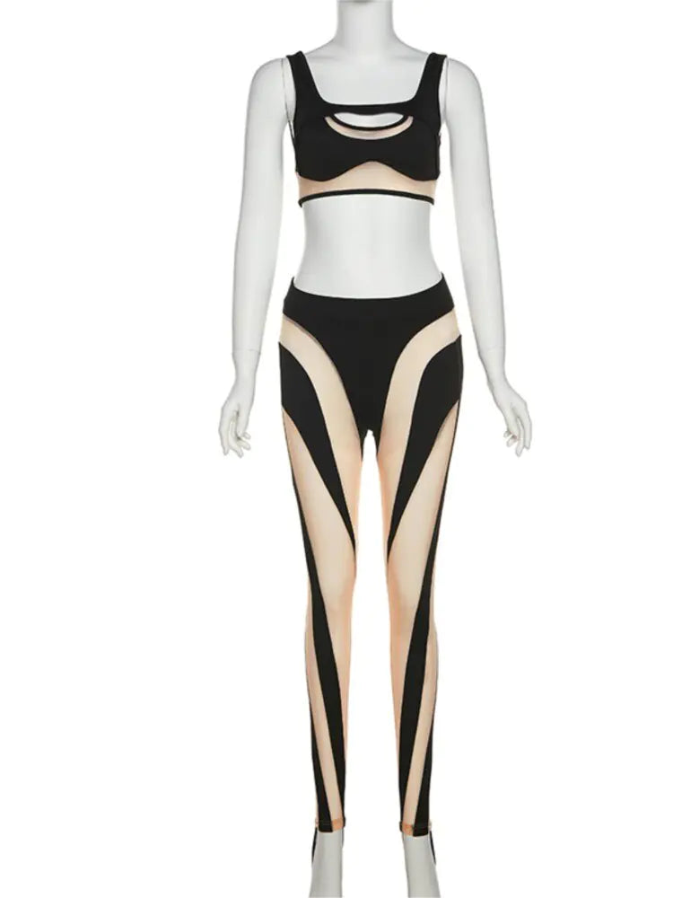 ملابس نسائية من نوع Jumpsuit Baddie