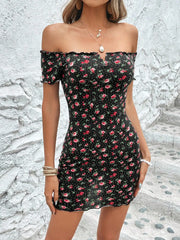 فستان Bodycon بطبعات زهور مكشوفة الكتفين