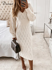 Elegant Beige Knitted Sweater Dress (Private Listing U628134)